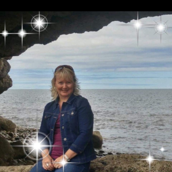 Meet your Posher, Sherry - Picture 1 of 1